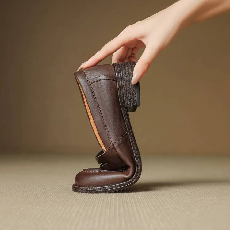 Genuine leather slip-on loafers for women, available in black and brown, perfect for autumn. Chunky heel, mid-heel, cowhide, round toe.