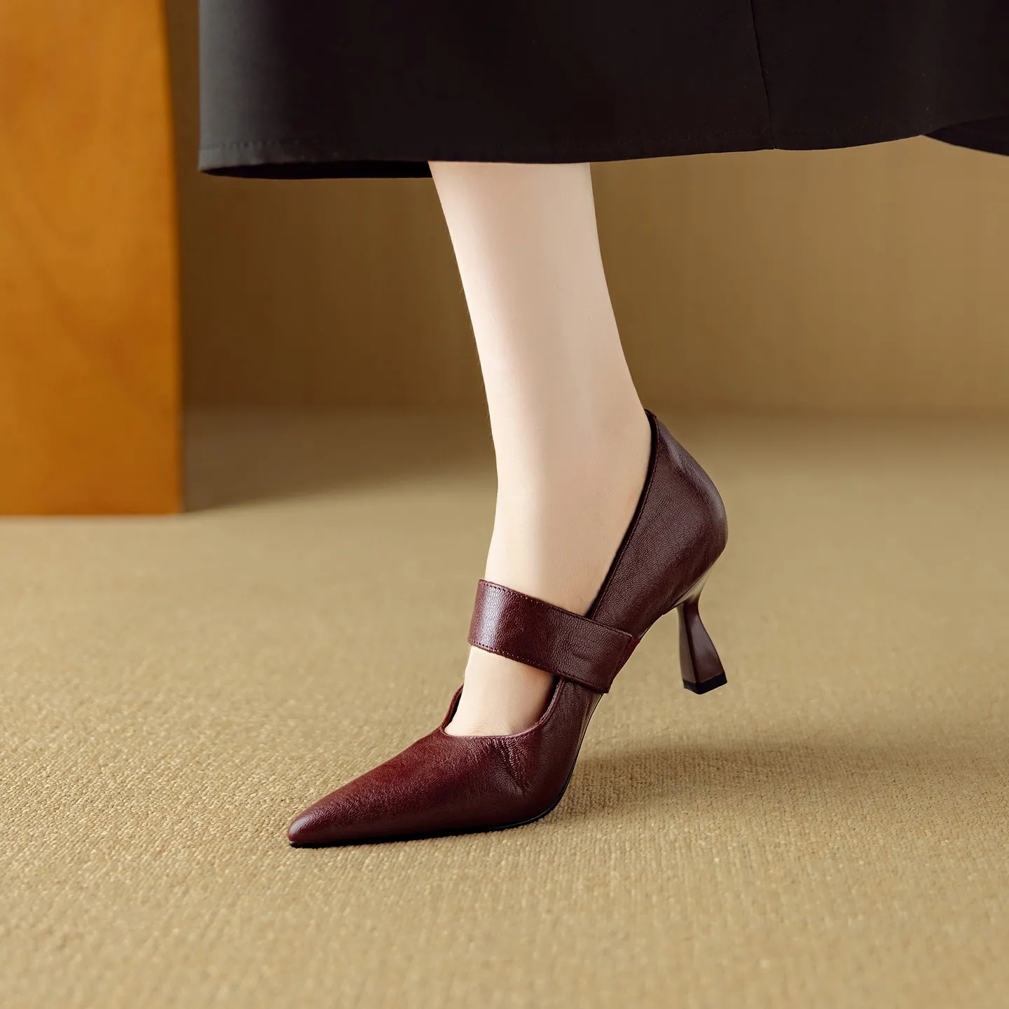 Autumn stiletto heeled pointed-toe low-cut sheepskin French Mary Jane shoes