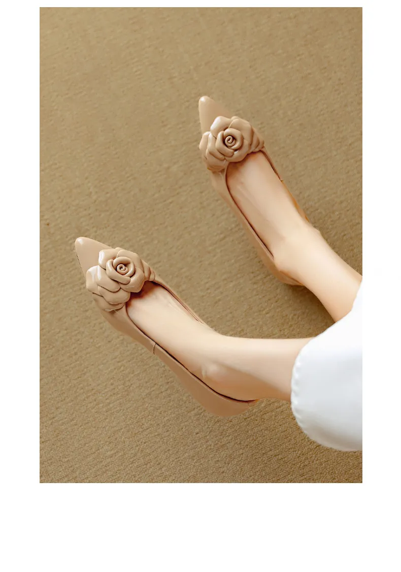 Autumn pointed-toe low-heel camellia sheepskin fashion shoes