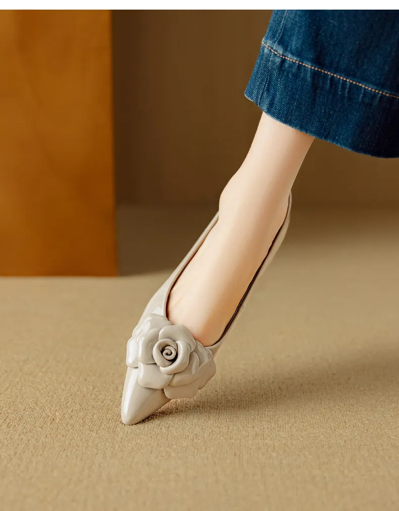 Autumn pointed-toe low-heel camellia sheepskin fashion shoes