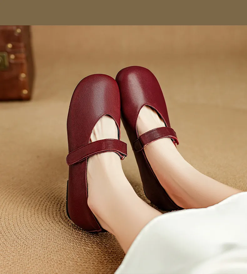 Autumn flat round-toe slip-on shoes, comfortable and soft sheepskin, fashion women's shoes, black, brown, red.