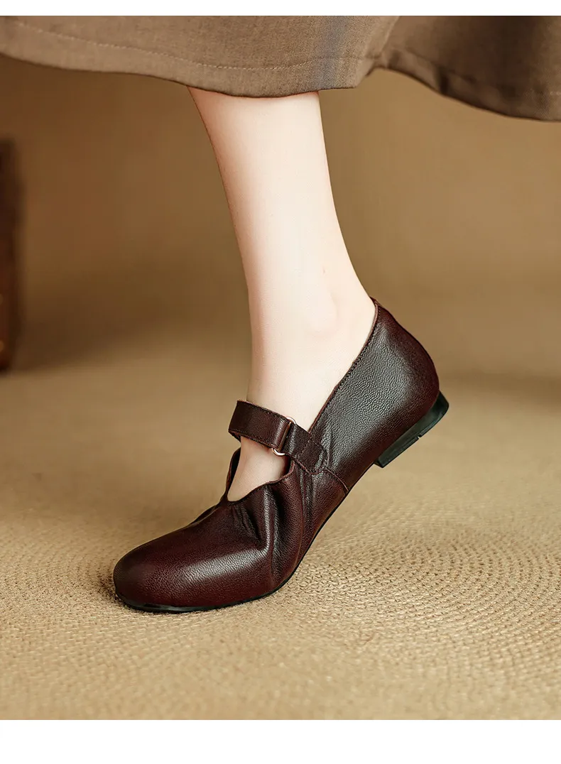 Autumn flat round-toe slip-on shoes, comfortable and soft sheepskin, fashion women's shoes, black, brown, red.