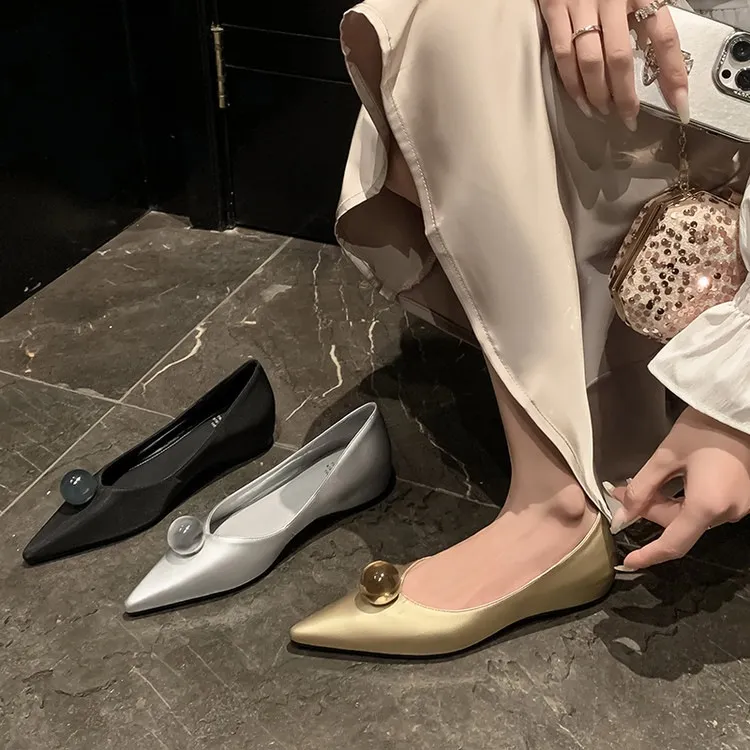 Leather French-style flat shoes, spring and autumn, silver, with hidden wedge heel, pointed toe, elegant women's shoes.