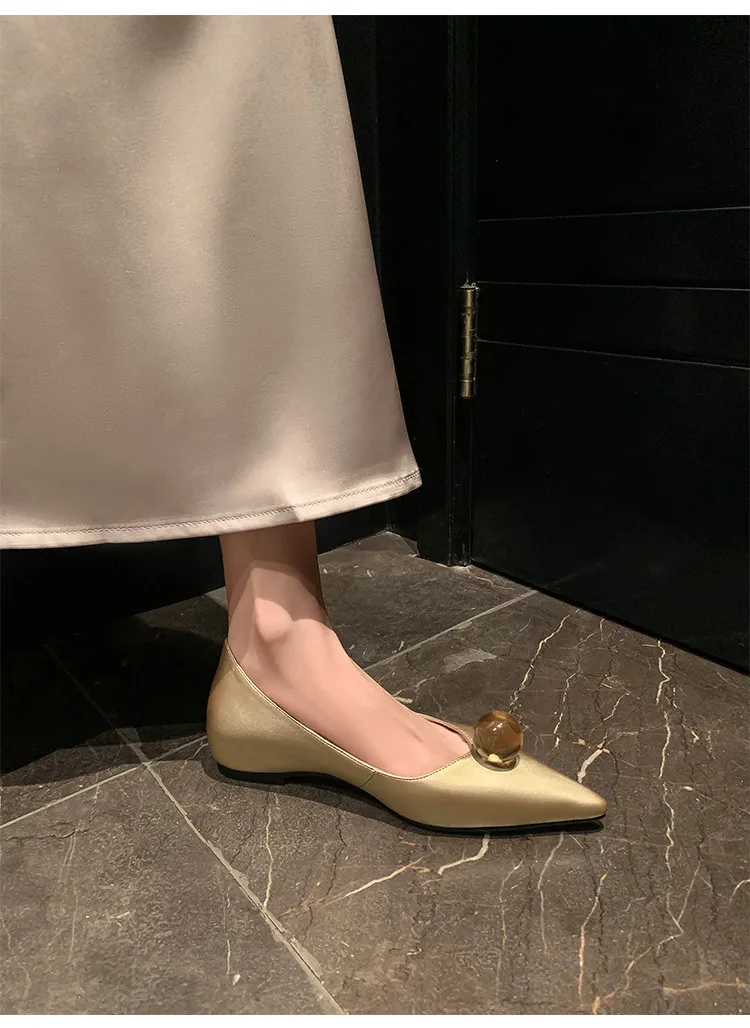 Leather French-style flat shoes, spring and autumn, silver, with hidden wedge heel, pointed toe, elegant women's shoes.