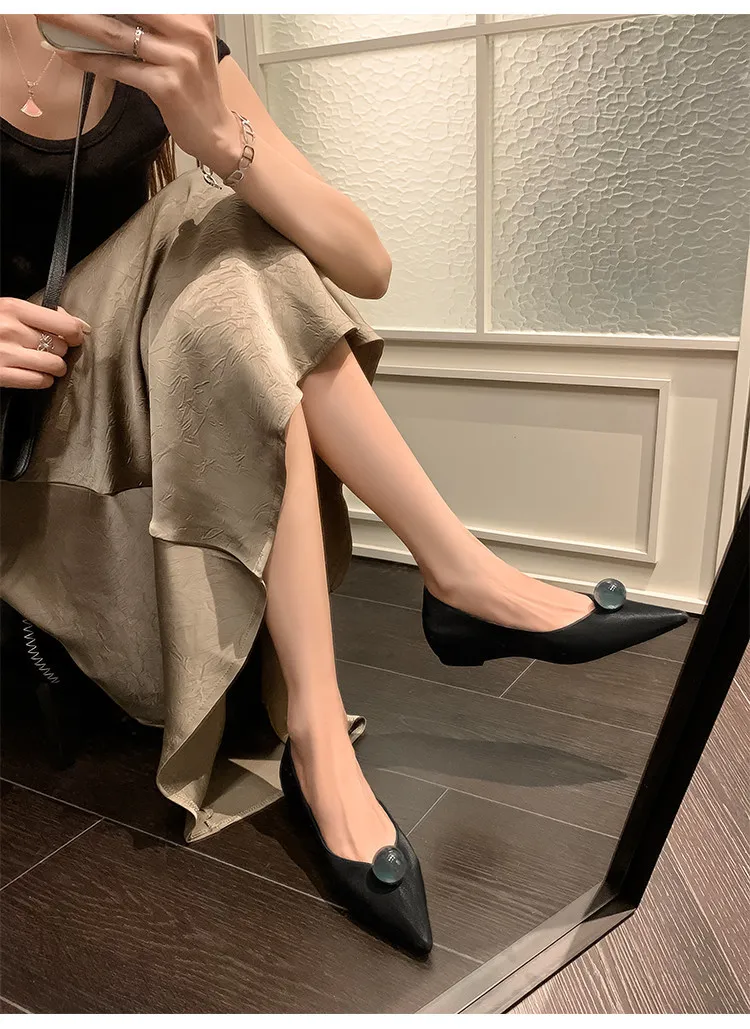 Leather French-style flat shoes, spring and autumn, silver, with hidden wedge heel, pointed toe, elegant women's shoes.