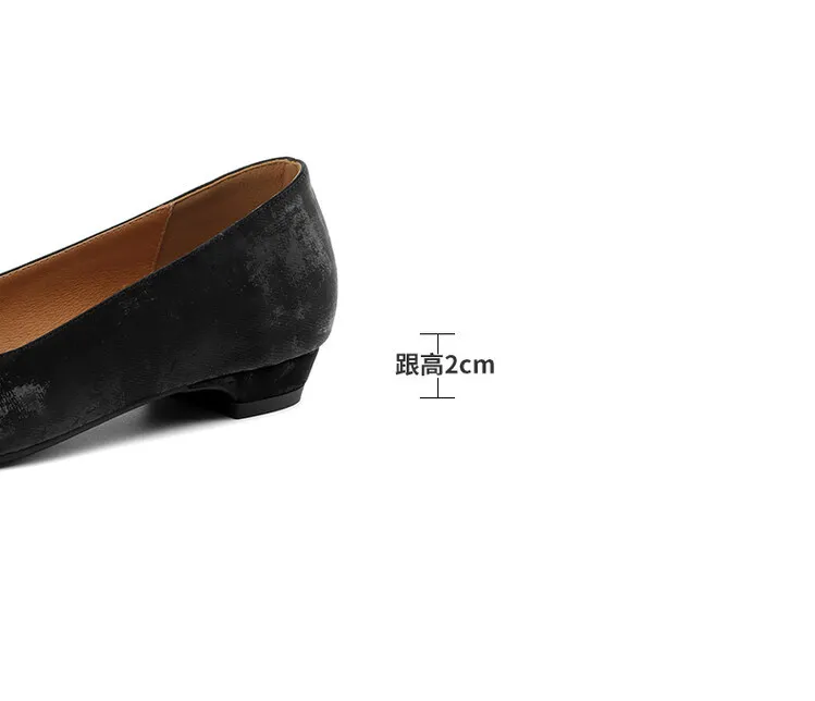 Fashionable Spring and Autumn French-style Chinese-style New Chinese style single shoes with skirts, soft soles, and floral decorations.