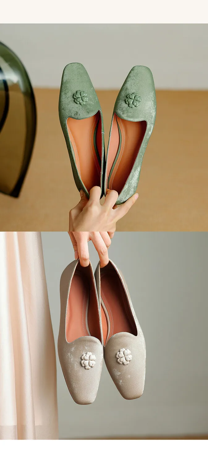 Fashionable Spring and Autumn French-style Chinese-style New Chinese style single shoes with skirts, soft soles, and floral decorations.