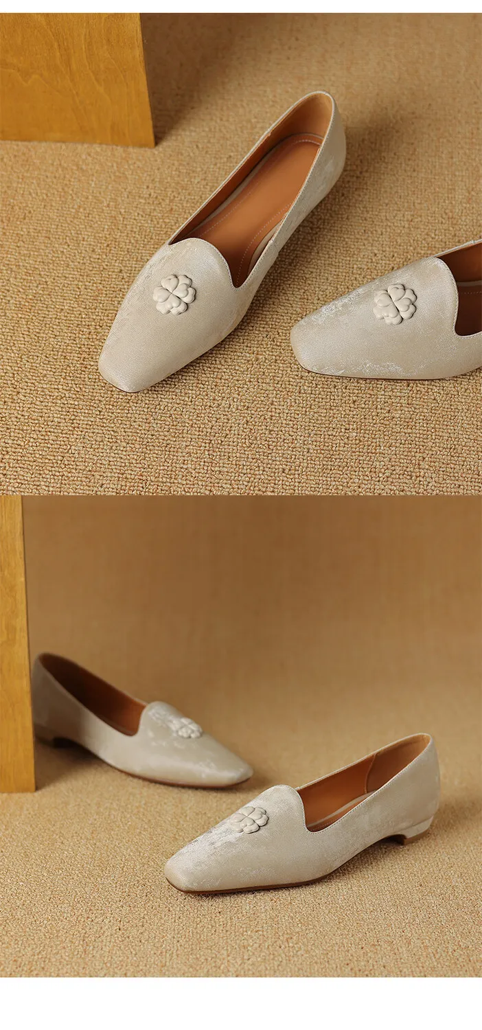 Fashionable Spring and Autumn French-style Chinese-style New Chinese style single shoes with skirts, soft soles, and floral decorations.