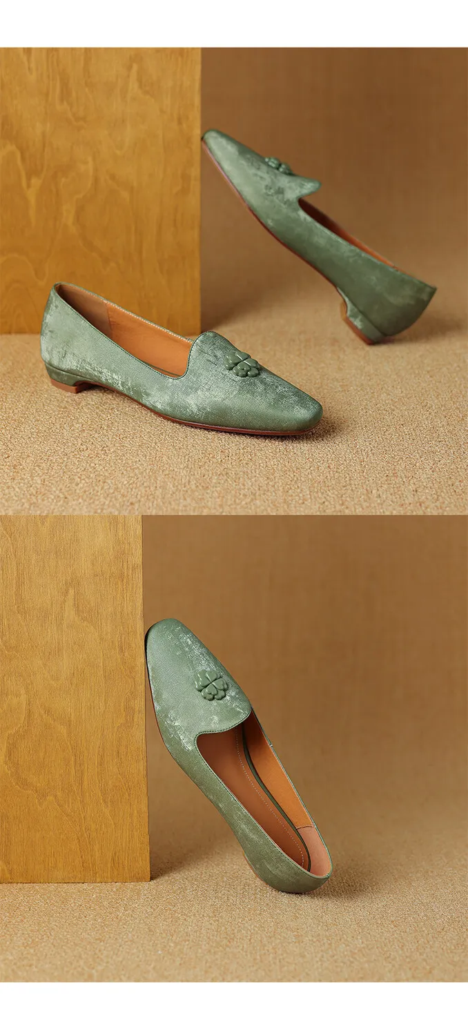 Fashionable Spring and Autumn French-style Chinese-style New Chinese style single shoes with skirts, soft soles, and floral decorations.