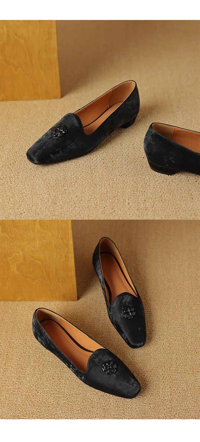 Fashionable Spring and Autumn French-style Chinese-style New Chinese style single shoes with skirts, soft soles, and floral decorations.