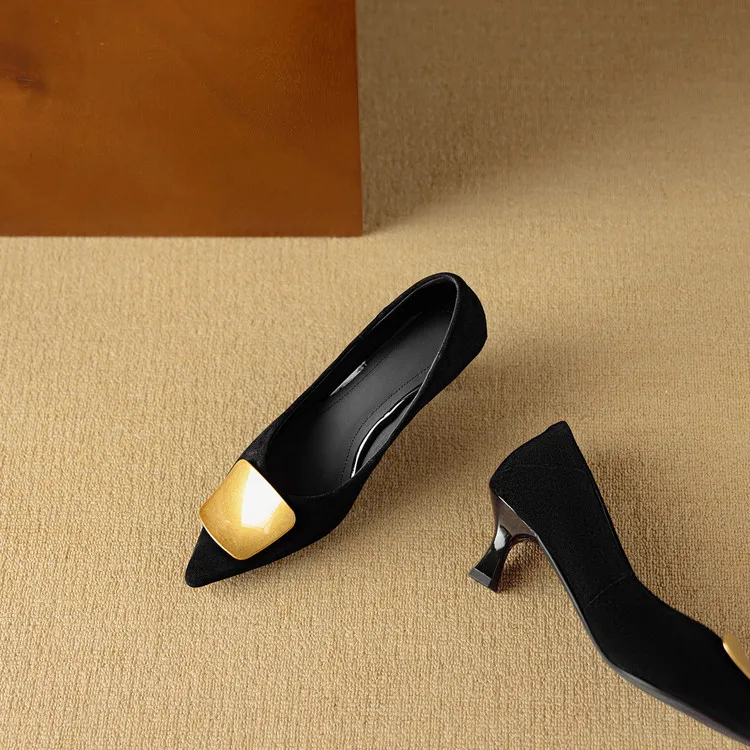Autumn pointed-toe low-cut single shoes with stiletto heels, French retro style, metal buckle women's shoes, 9-3L