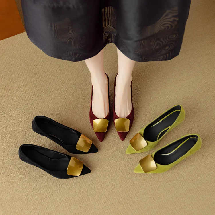 Autumn pointed-toe low-cut single shoes with stiletto heels, French retro style, metal buckle women's shoes, 9-3L