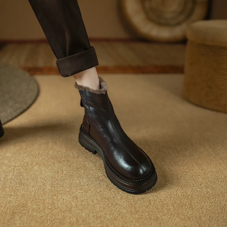 Winter round-toe snow boots, thick sole, chunky heel, high heel, back zipper, simple lamb wool women's boots
