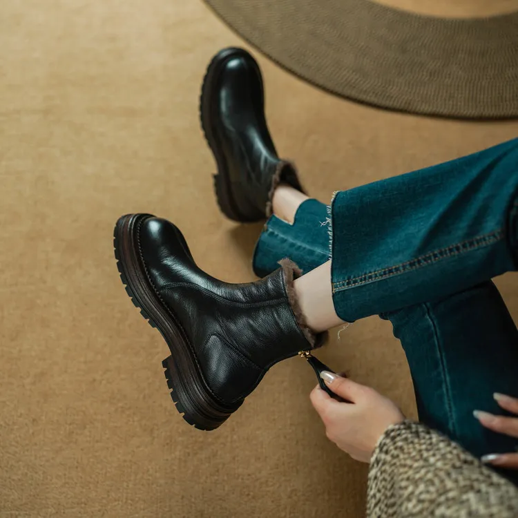 Winter round-toe snow boots, thick sole, chunky heel, high heel, back zipper, simple lamb wool women's boots