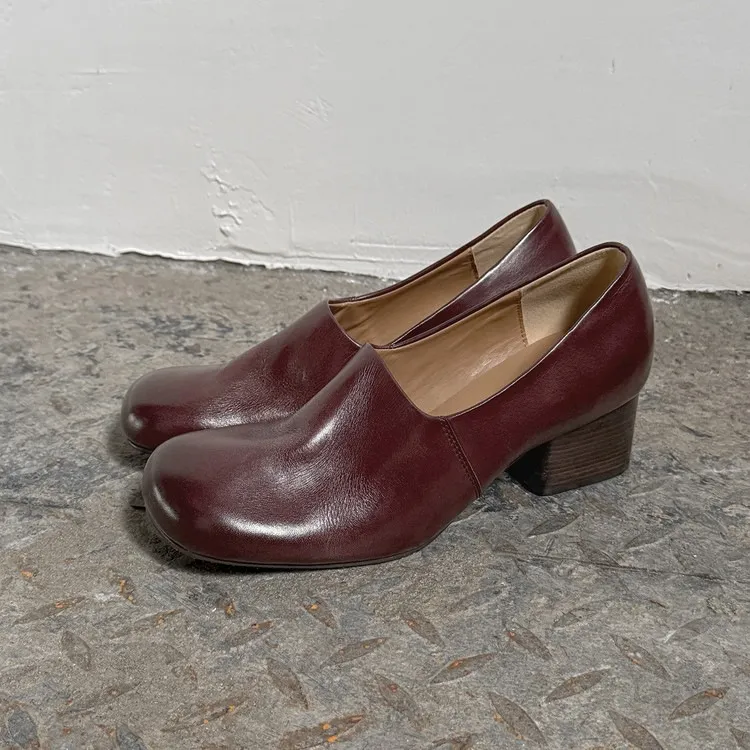 Autumn/Winter Mid-Heel Round Toe Distressed Leather Shoes, Soft and Comfortable Top-Grain Cowhide, Chunky Heel Women's Shoes