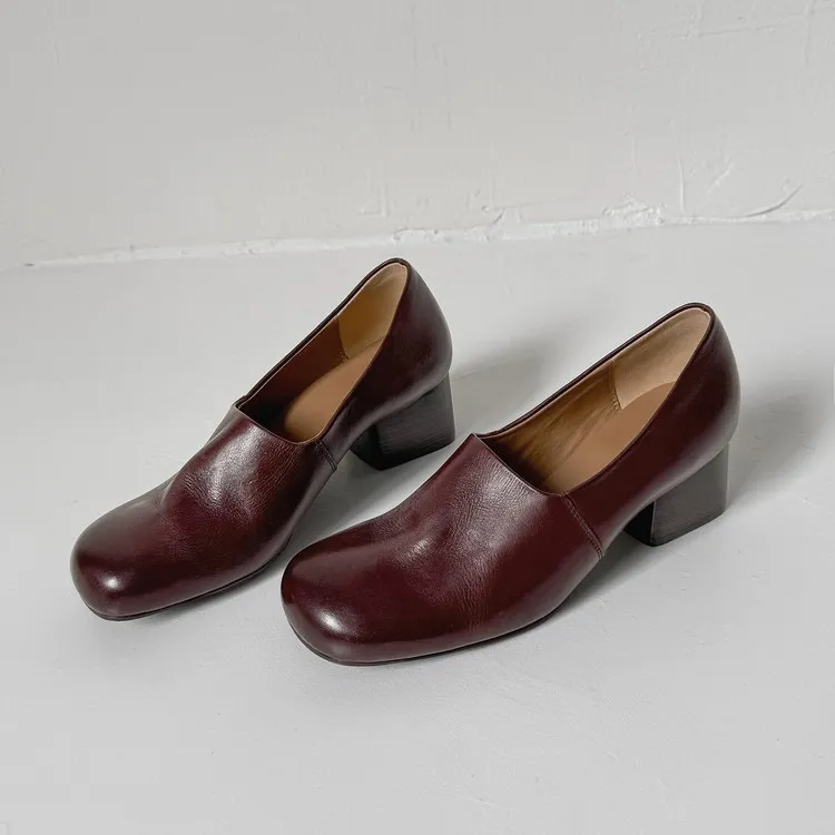 Autumn/Winter Mid-Heel Round Toe Distressed Leather Shoes, Soft and Comfortable Top-Grain Cowhide, Chunky Heel Women's Shoes