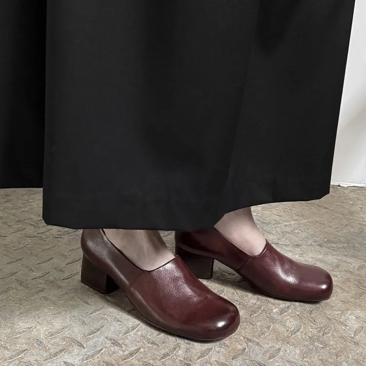 Autumn/Winter Mid-Heel Round Toe Distressed Leather Shoes, Soft and Comfortable Top-Grain Cowhide, Chunky Heel Women's Shoes