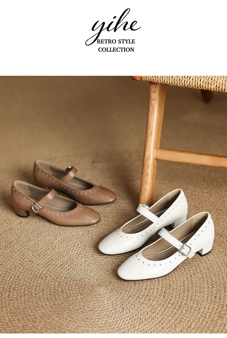 Early spring single shoes, round toe, buckle, chunky heel, solid color, simple women's shoes, fashionable plus size.