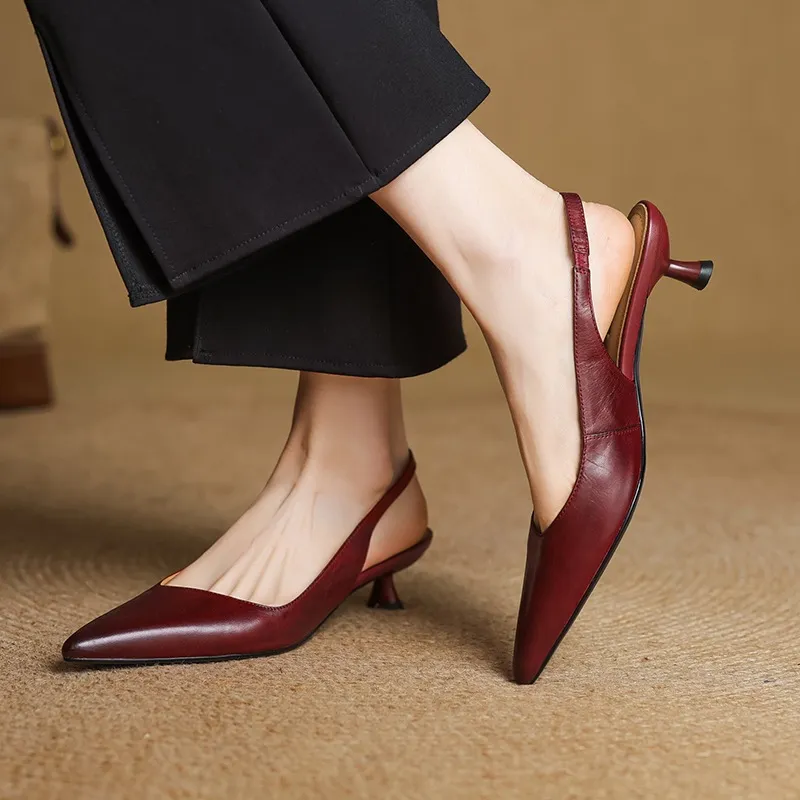 Women's Roman-style French sandals made of top-grain cowhide, pointed toe, open back, Mary Jane style, single strap, small heel, closed toe. - Burgundy 33