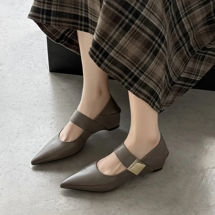 Women's low-cut pointed-toe wedge heel cowhide fashion shoes, black, gray, apricot, 12-17i - Gray 34