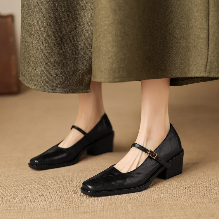 Early spring single shoes, square toe, buckle, chunky heel, Mary Jane style, sheepskin fashion shoes, 12-3 - Black high heels Size 34