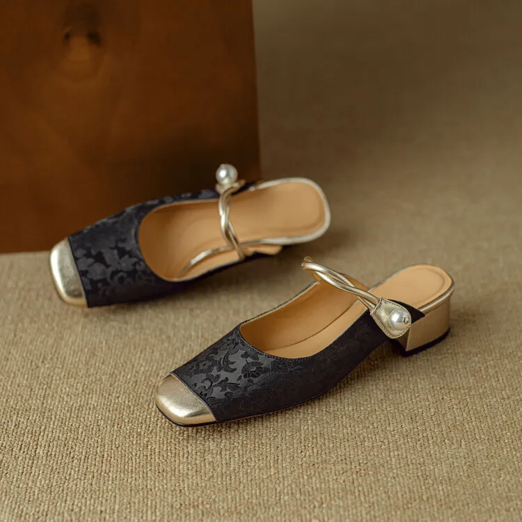 Summer women's slippers with a traditional Chinese style, featuring a hidden heel, one strap, and pearl color blocking. - Black 34