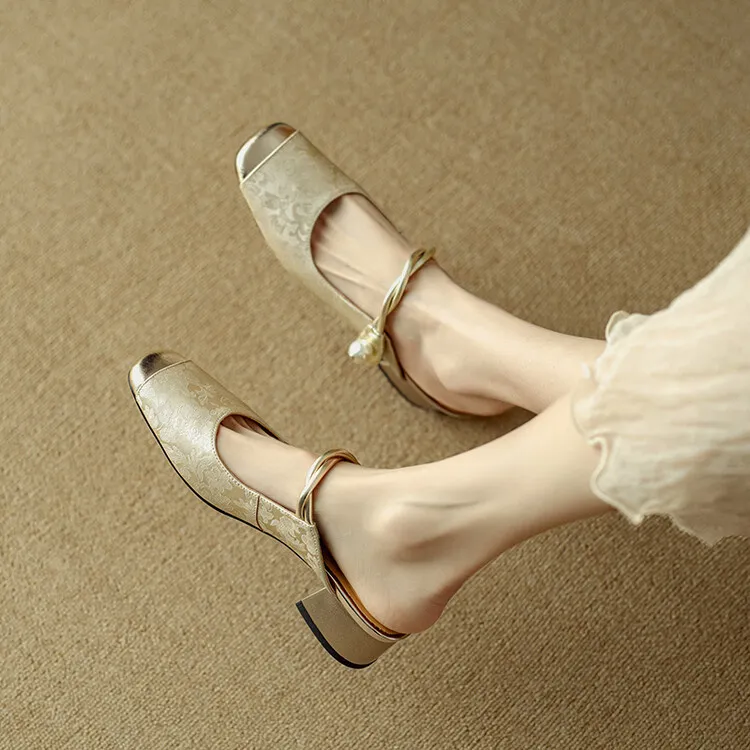 Summer women's slippers with a traditional Chinese style, featuring a hidden heel, one strap, and pearl color blocking. - Apricot 34