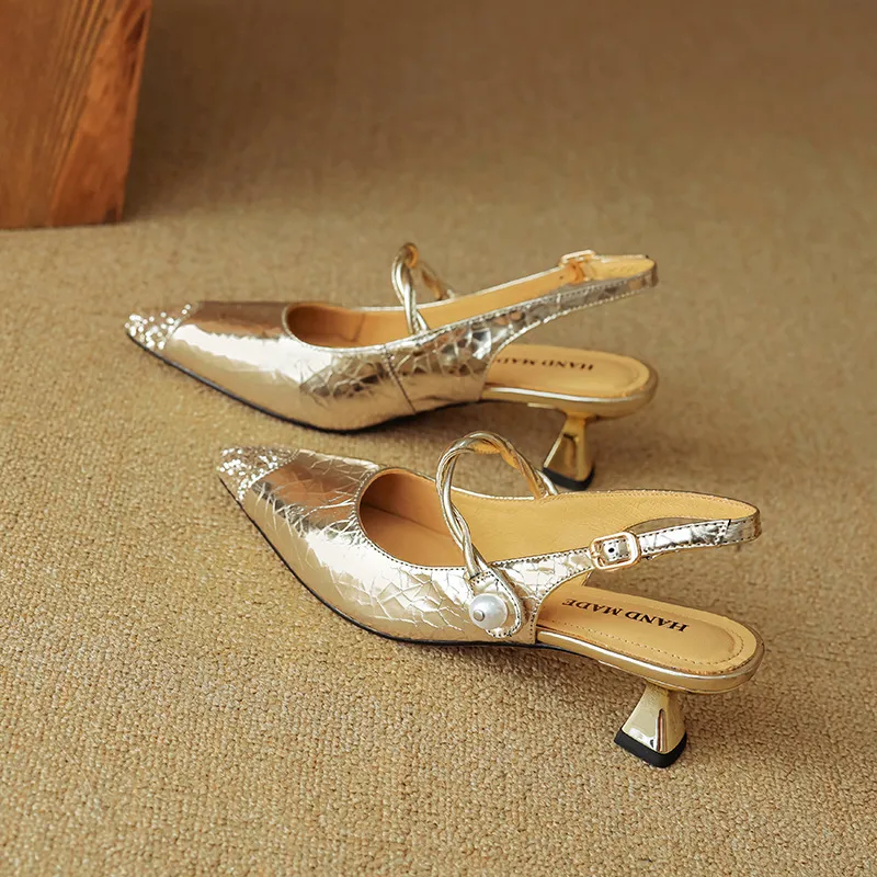 Mary Jane shoes, gold and silver fashion sandals, spring/summer pointed toe, 5cm single strap, pointed toe, kitten heel. - Gold. Open-back sandals Size 34