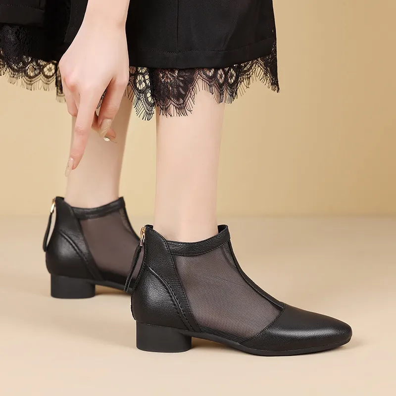 Soft-soled sheepskin retro hollowed-out breathable mesh sandals, summer flat ankle boots, spring and autumn single boots, women's shoes - Black 34