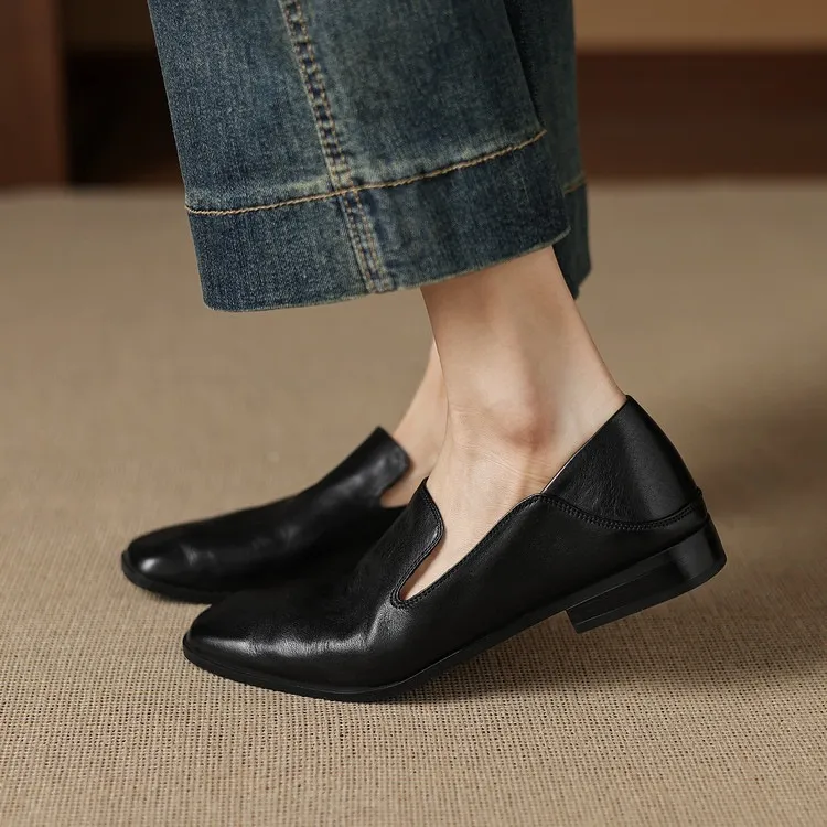Autumn single shoes, square toe, chunky heel, low heel, cowhide fashion slip-on women's shoes, stylish genuine leather shoes - Black 34