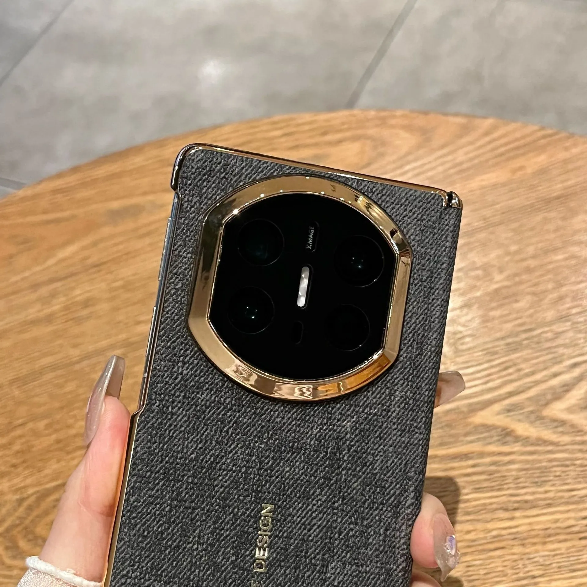 Compatible with Huawei Mate X7 phone case, instantly transforms Mate X6 into X7 vegan leather denim texture electroplated hinge drop-proof protective case.