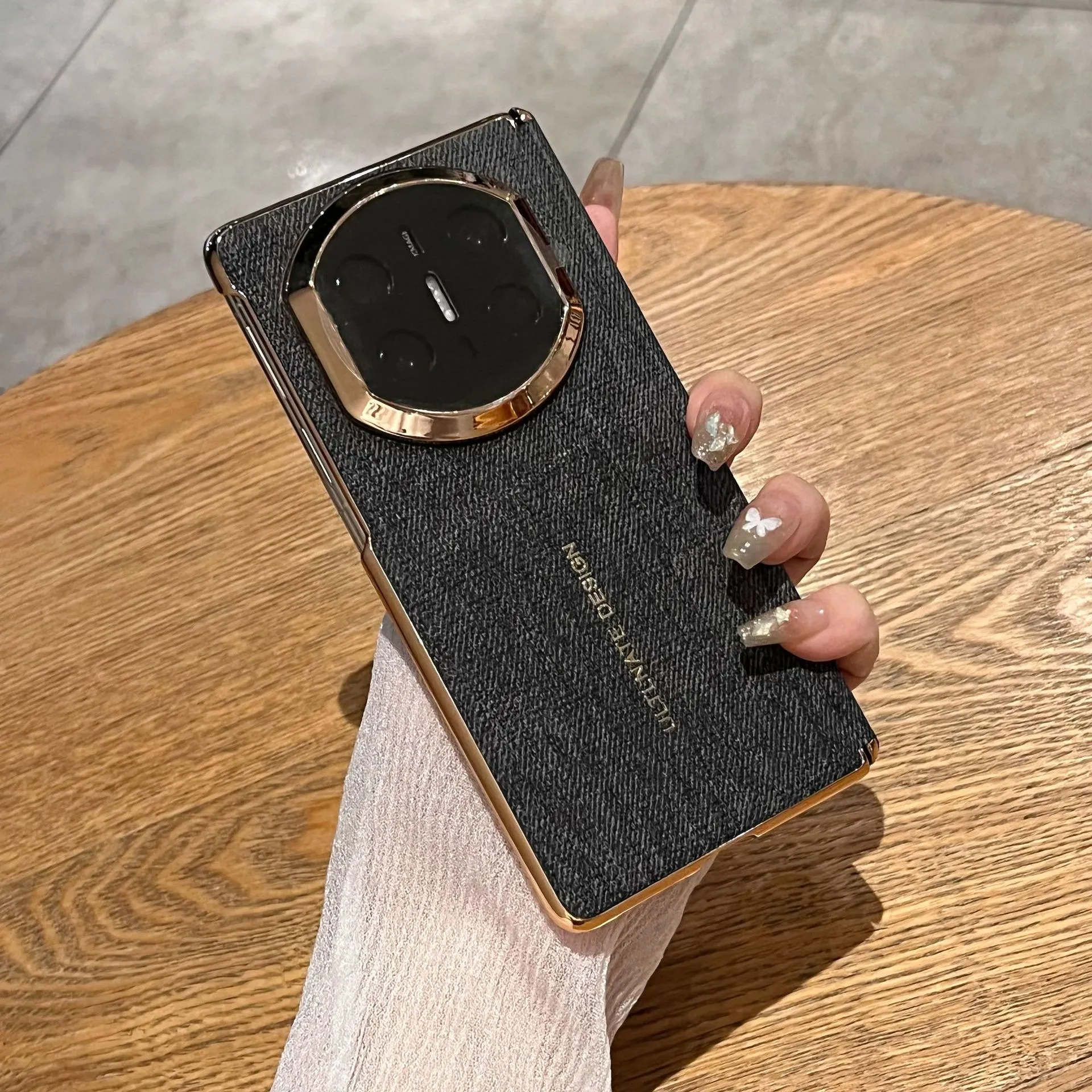 Compatible with Huawei Mate X7 phone case, instantly transforms Mate X6 into X7 vegan leather denim texture electroplated hinge drop-proof protective case.