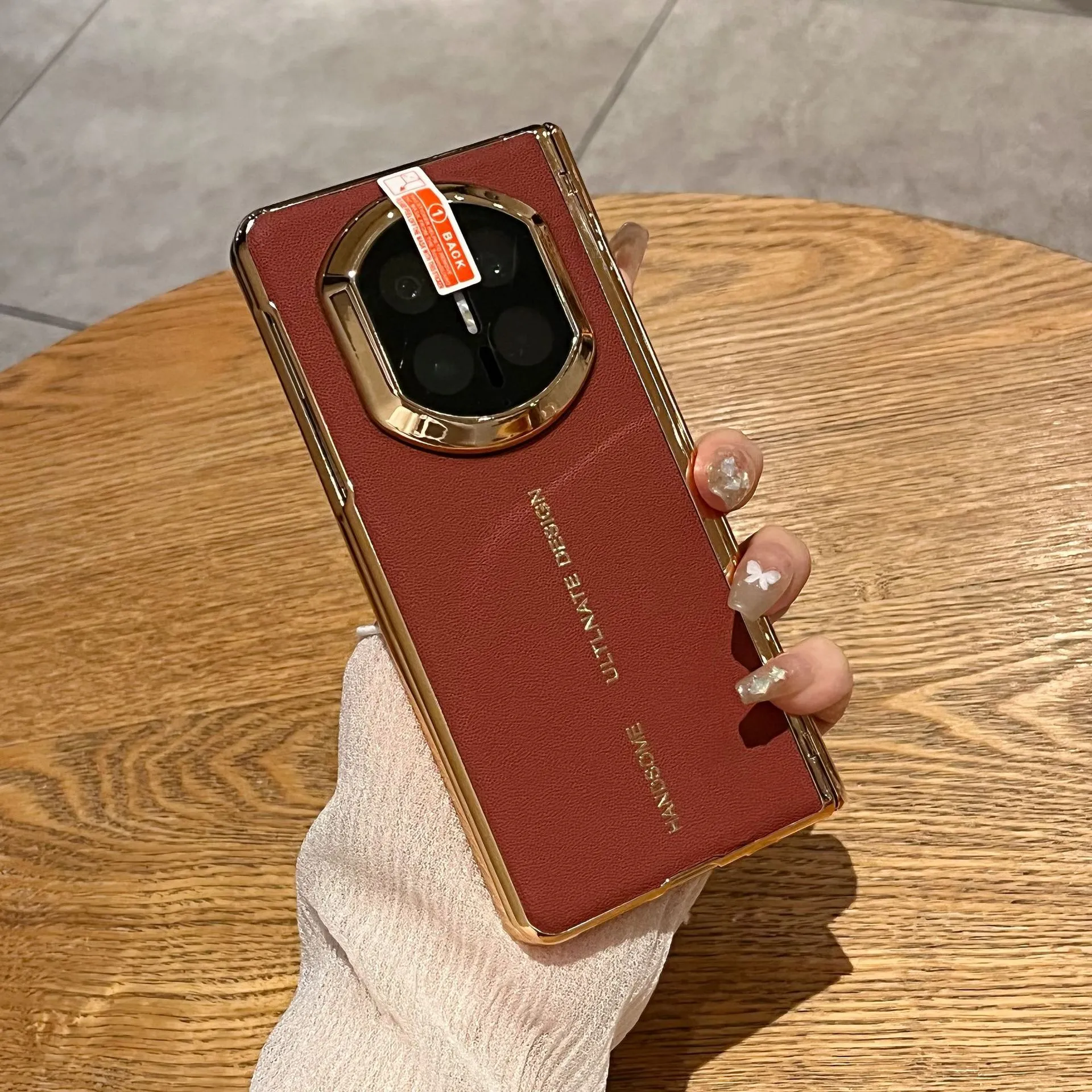 Compatible with Huawei Mate X7 phone case, vegan leather solid color case, integrated hinge, drop-proof protective case.