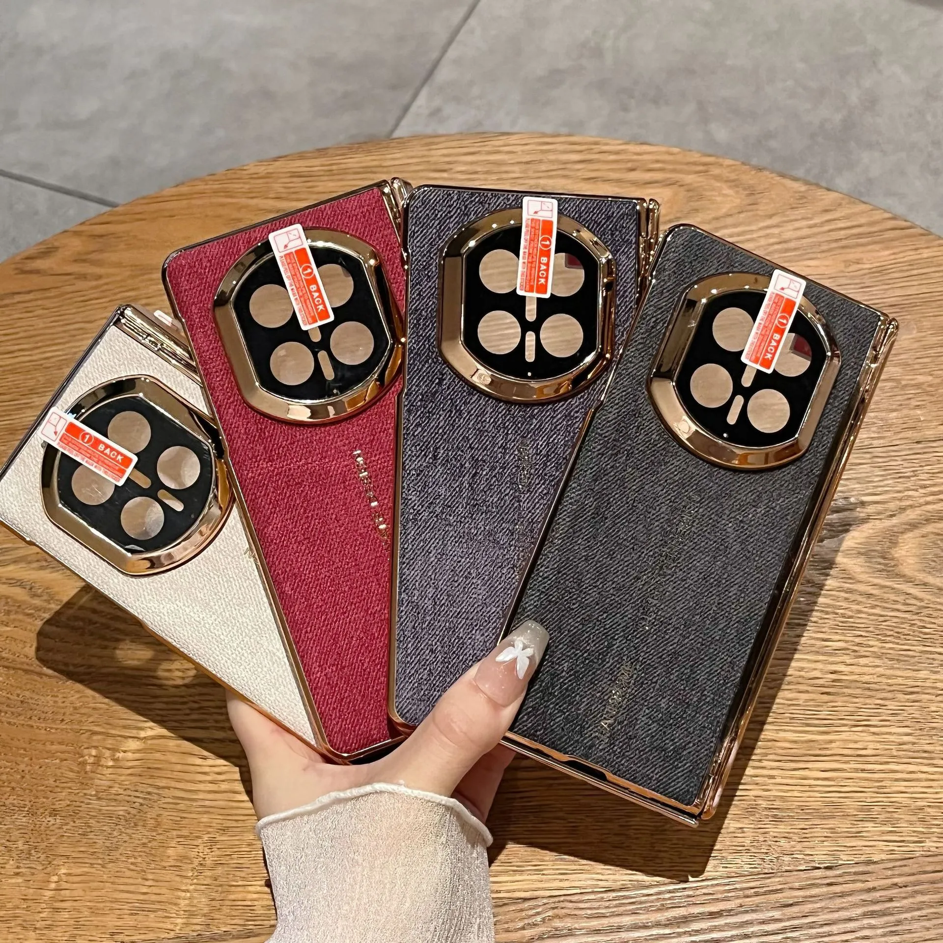 Compatible with Huawei Mate X7 phone case, vegan leather denim textured case, integrated hinge, drop-proof protective case.