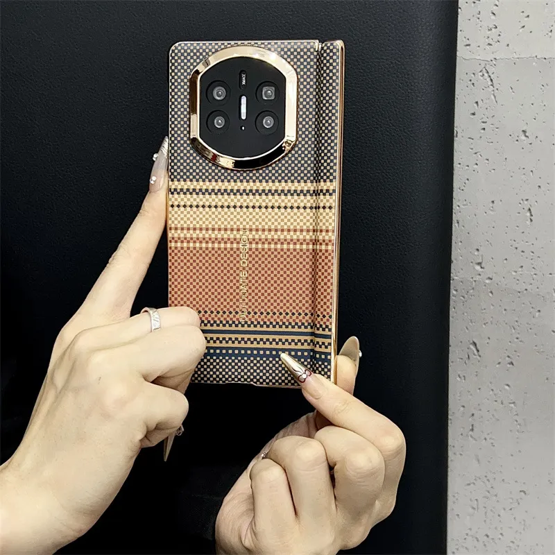 Compatible with Huawei Mate X7 phone case, Mate X7 carbon fiber texture, stylish ultra-thin drop-proof protective case