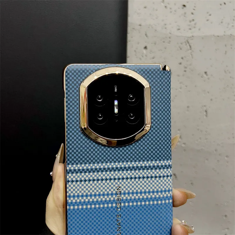 Compatible with Huawei Mate X7 phone case, Mate X7 carbon fiber texture, stylish ultra-thin drop-proof protective case