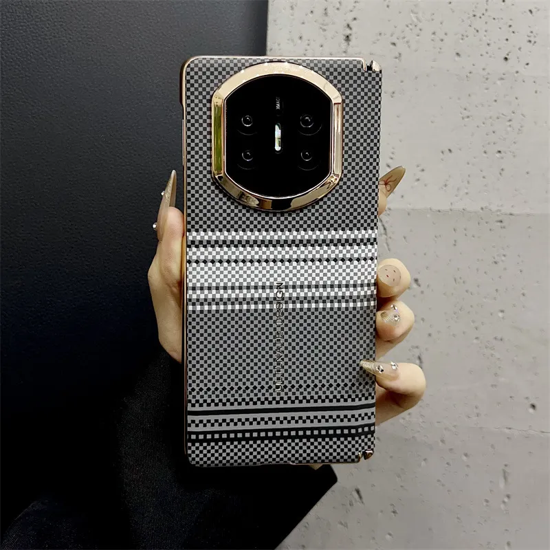 Compatible with Huawei Mate X7 phone case, Mate X7 carbon fiber texture, stylish ultra-thin drop-proof protective case