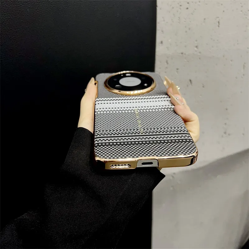 Compatible with Huawei MATE80 and Mate X80 Pro ultra-thin stylish carbon fiber textured shockproof protective case