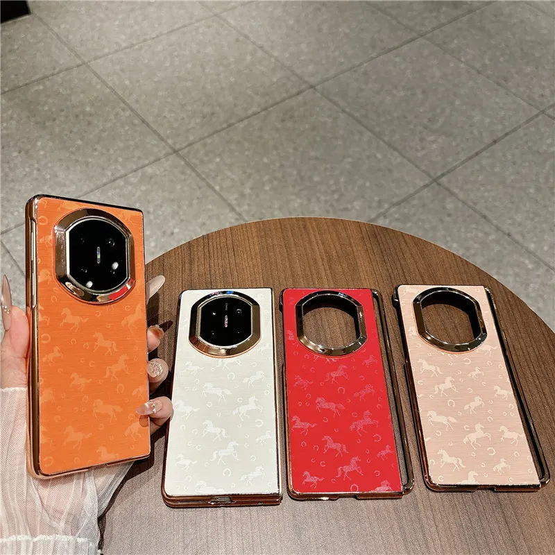 Compatible with Huawei Mate X7 and Mate X6, this Aima fashion-style leather-textured hinge protective case is drop-proof.