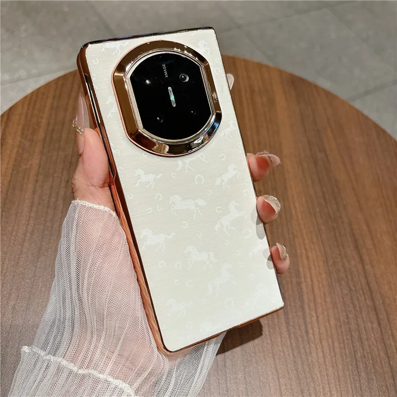 Compatible with Huawei Mate X7 and Mate X6, this Aima fashion-style leather-textured hinge protective case is drop-proof.