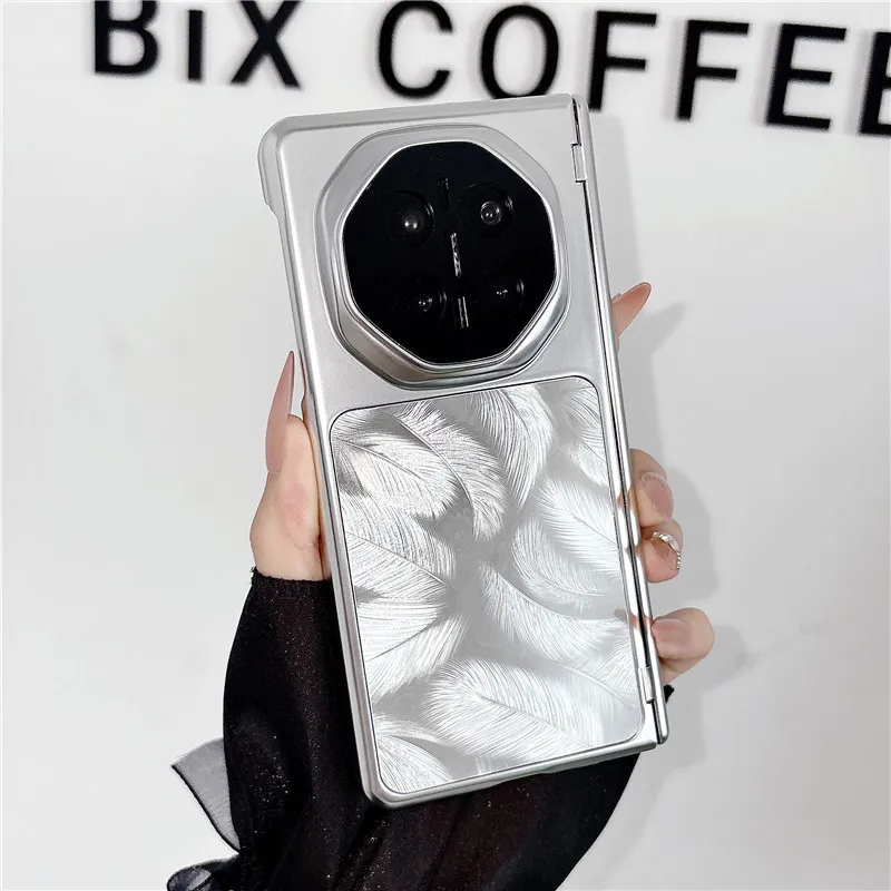 Compatible with Huawei MATE X7 and Mate X6 foldable screen, electroplated, built-in magnetic, stylish drop-proof protective case.