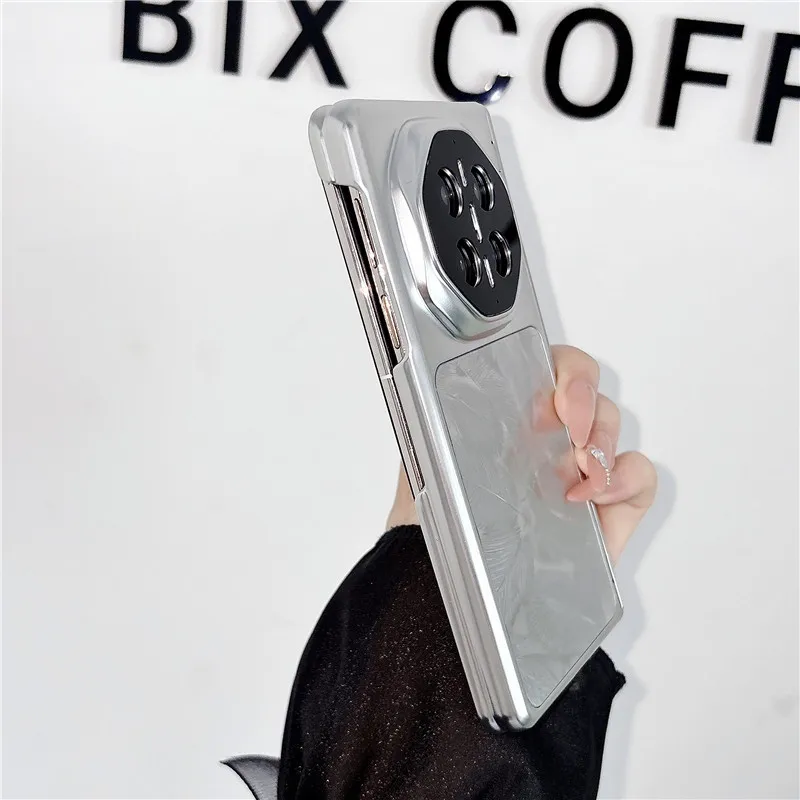 Compatible with Huawei MATE X7 and Mate X6 foldable screen, electroplated, built-in magnetic, stylish drop-proof protective case.