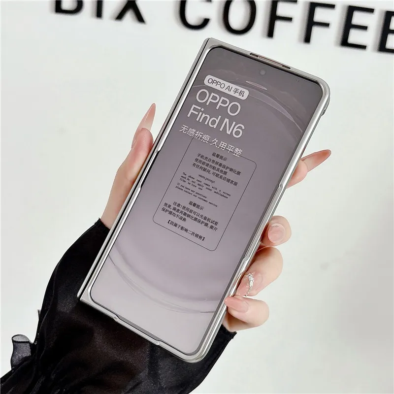 Compatible with OPPO Find N6 foldable phone case, magnetic electroplated transparent full-coverage drop-proof protective case.