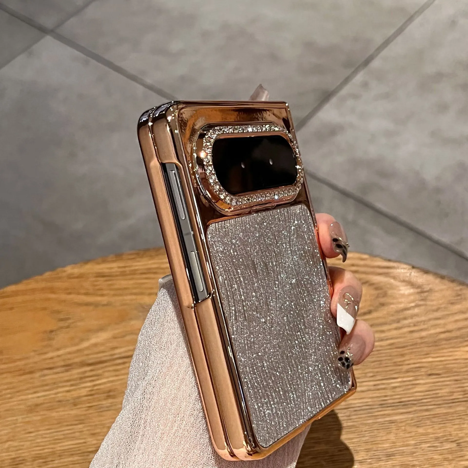 Huawei Pura X Max Phone Case, PURA X MAX Foldable Wave Glitter Electroplated Vegan Leather, Drop-Proof and Suitable