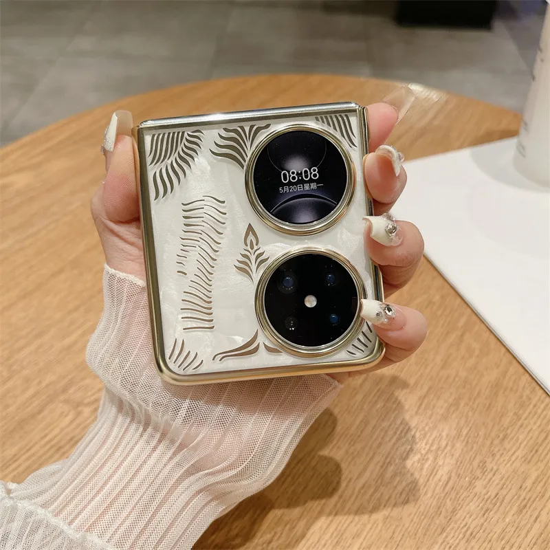 Huawei Pocket 2 foldable screen electroplated transparent case, P50 treasure box angel wing anti-drop case, suitable for drop protection.