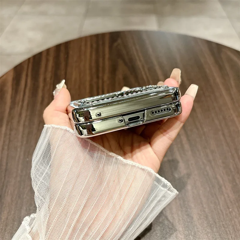 Compatible Huawei Nova Flip phone case, Nova Flip foldable screen, letter print, hinge, full-coverage shockproof case