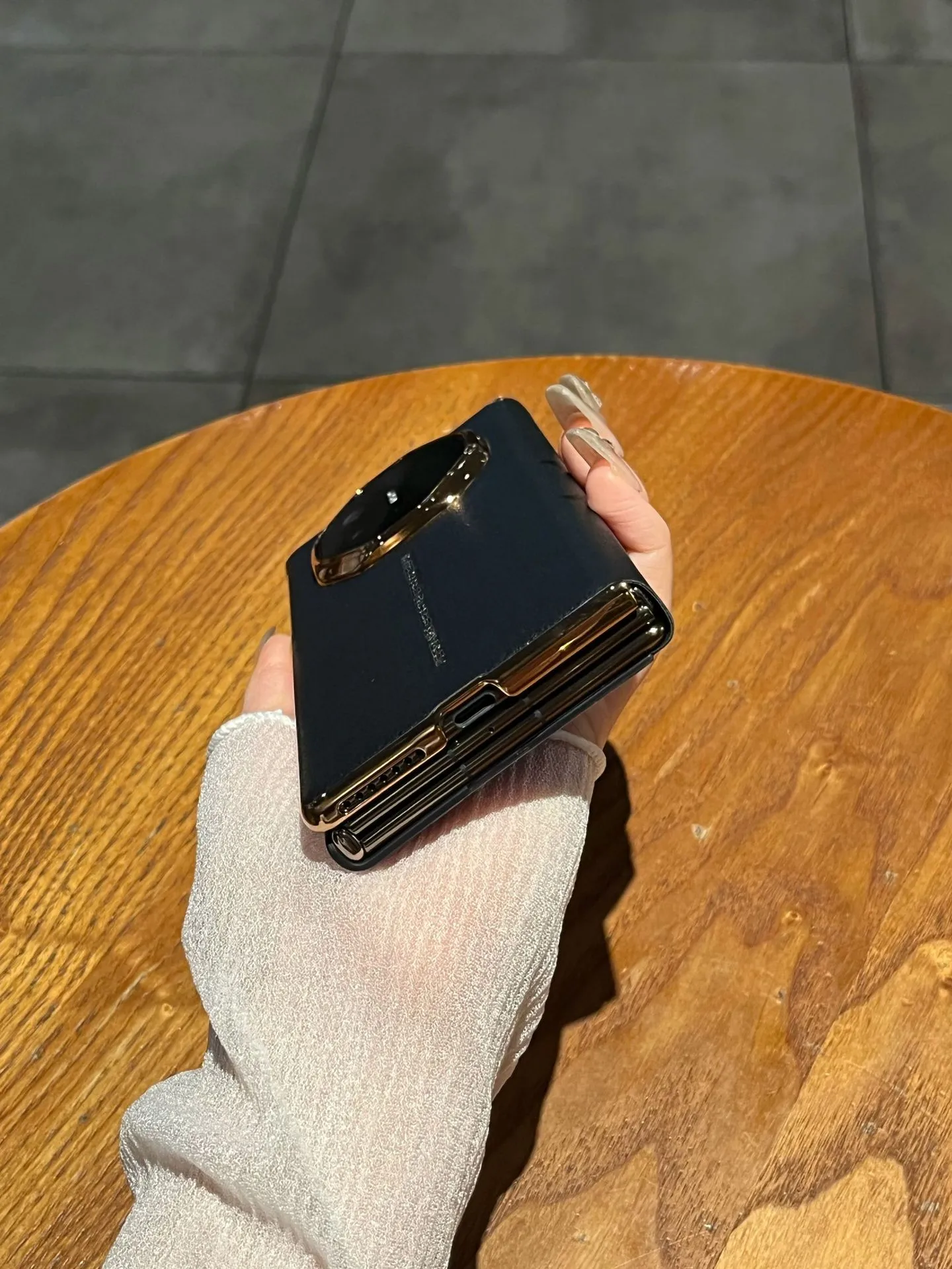 Compatible Huawei MATEXT phone case, smart leather case with screen stand, folding, full-coverage, drop-proof protective case.