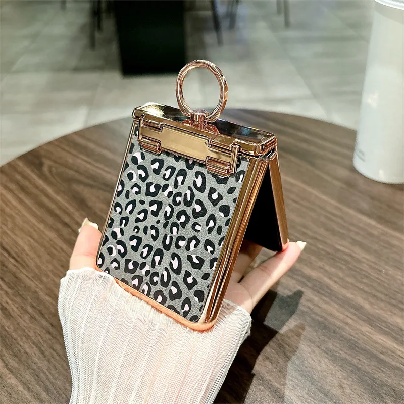 Huawei Pocket 2 phone case, foldable screen, leopard print stand, protective leather case, hinge fully covered, drop-proof and suitable.