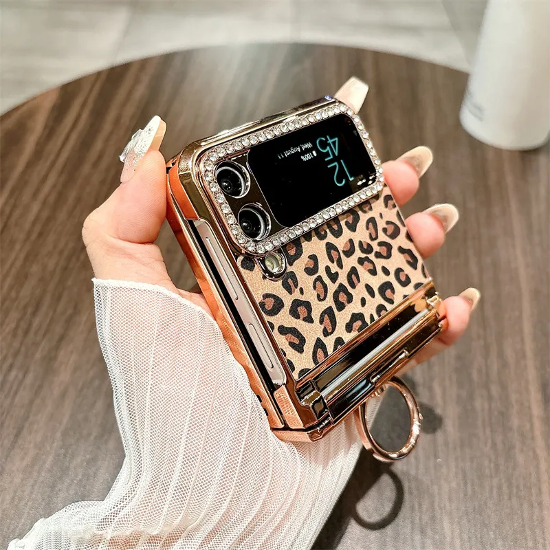 Samsung Flip 4 phone case, FLIP3 foldable screen leopard print light luxury electroplated stand full-coverage drop protection case