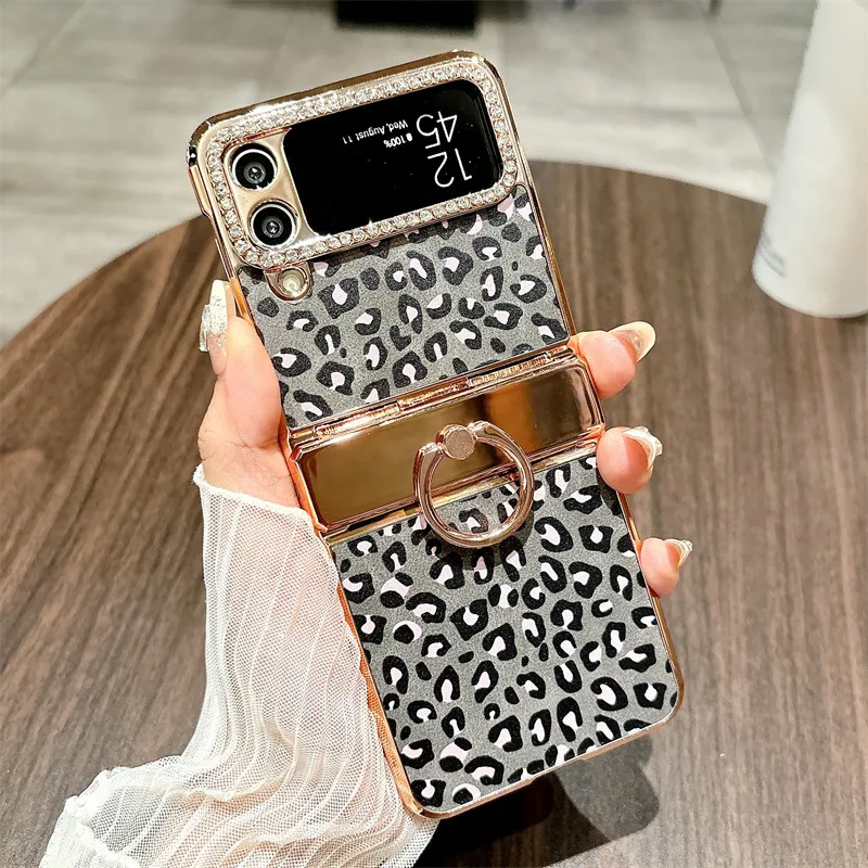 Samsung Flip 4 phone case, FLIP3 foldable screen leopard print light luxury electroplated stand full-coverage drop protection case